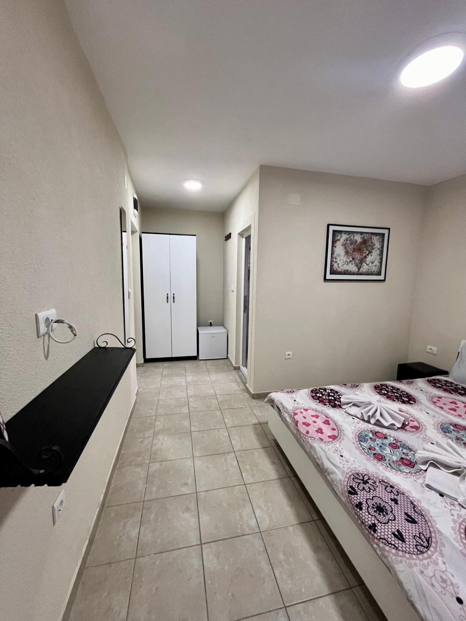 Lux Ohrid Apartment Bagian luar foto