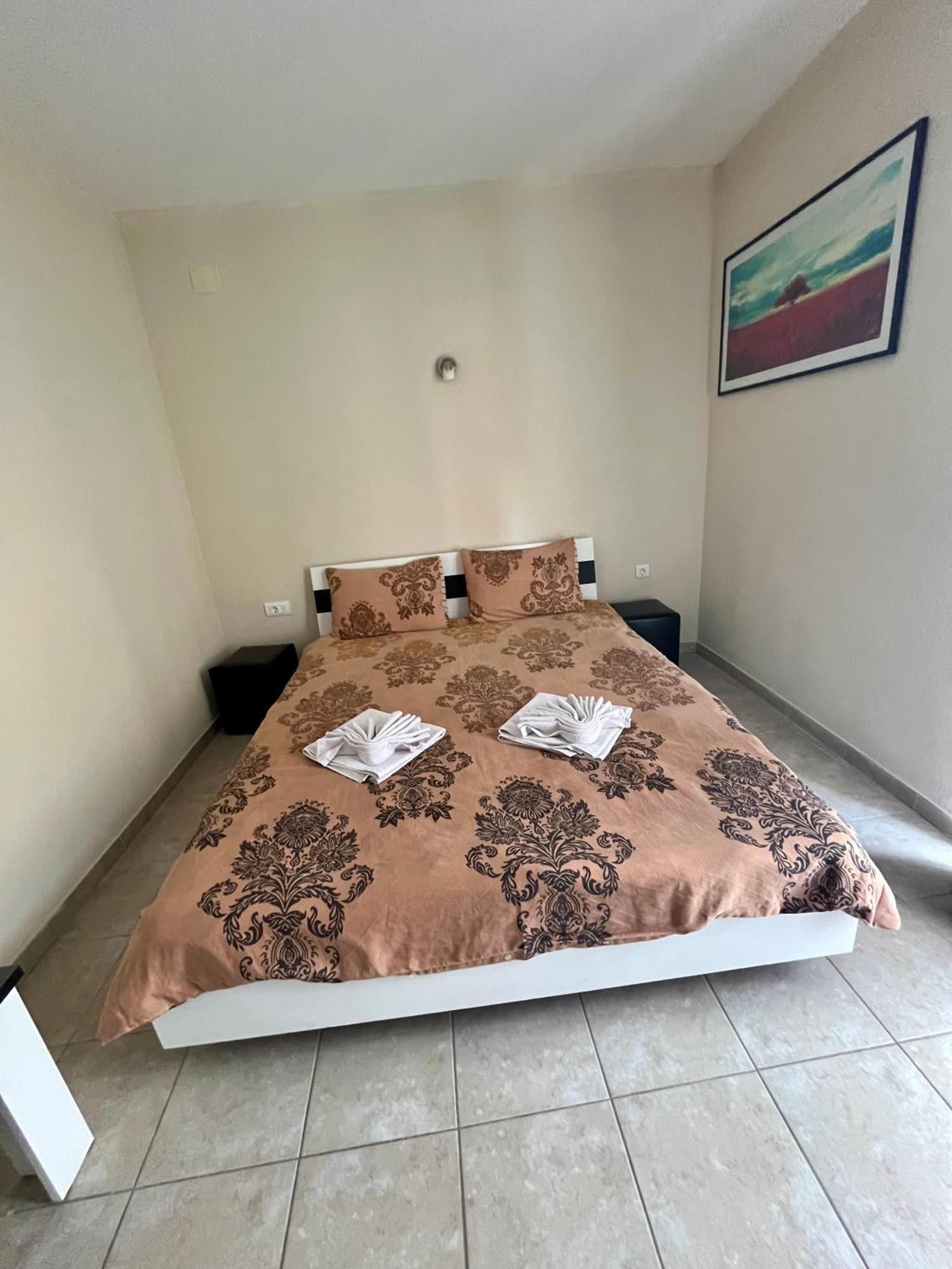 Lux Ohrid Apartment Bagian luar foto