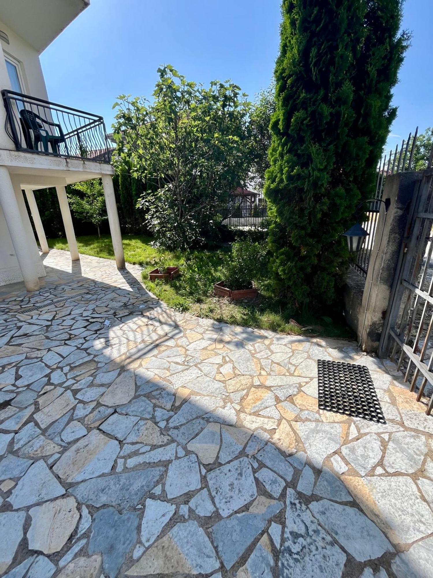 Lux Ohrid Apartment Bagian luar foto